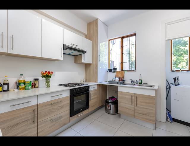 3 BEDROOM APARTMENT SOLD IN ROSEBANK